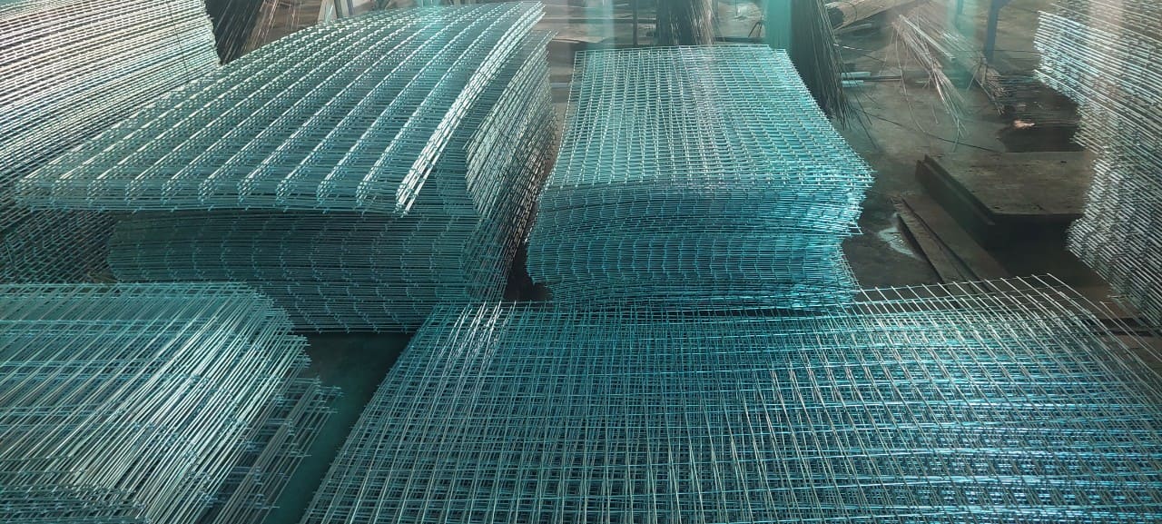 LƯỚI THÉP HÀN MẠ KẼM D5A50 X 100, 50 X 200, 100 X 100, KHỔ LƯỚI THEO YÊU CẦU